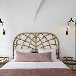 La Maltese Estate Отель