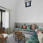 La Maltese Estate Imerovigli (Santorini)