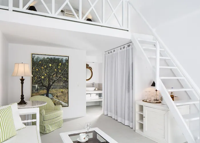 La Maltese Estate Hotel