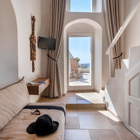 La Maltese Estate Hotel