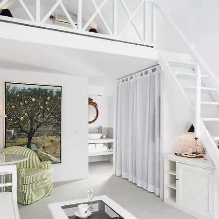 La Maltese Estate Hotel